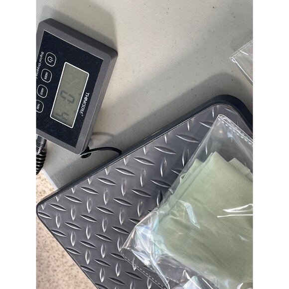 Avocado Tank Top Size Large Green Sleeveless Crewneck Nylon Sporty Athleisure - Picture 7 of 7